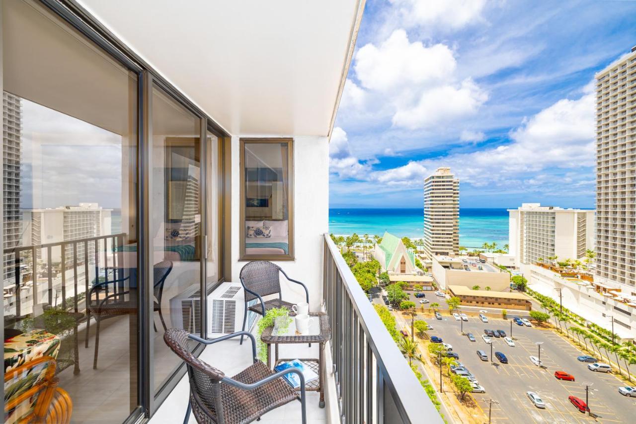 Remodeled 1Br Condo, Ocean Views With Free Parking! Honolulu Exterior photo