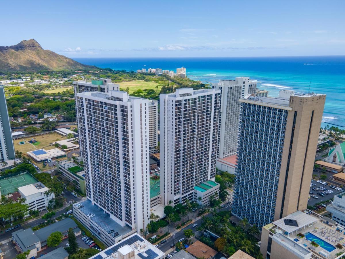 Remodeled 1Br Condo, Ocean Views With Free Parking! Honolulu Exterior photo